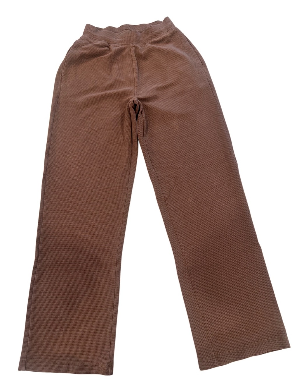 Alo Women's Brown Waffle Crop Top & Pants Set - Picture 7 of 13